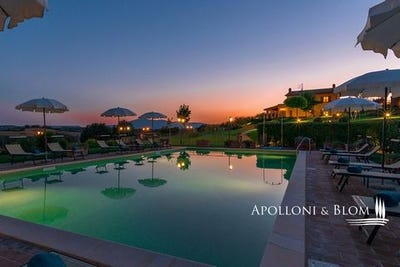 /international/it/localita-poderina-castiglione-del-lago-umbria-310106797501/