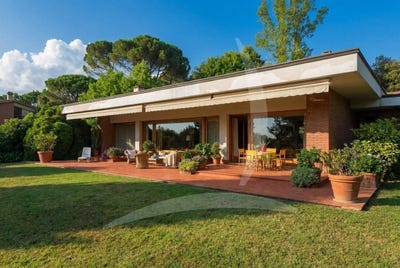 /international/it/lucca-tuscany-310105031539/