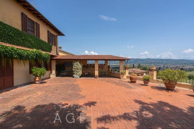 /international/it/via-belisario-vinta-florence-tuscany-310095265668/