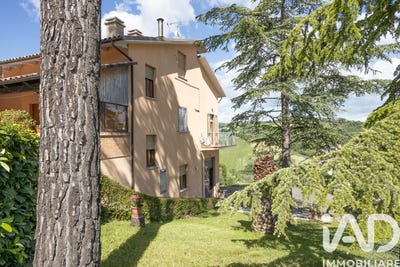 /international/it/colmurano-marche-310108185017/