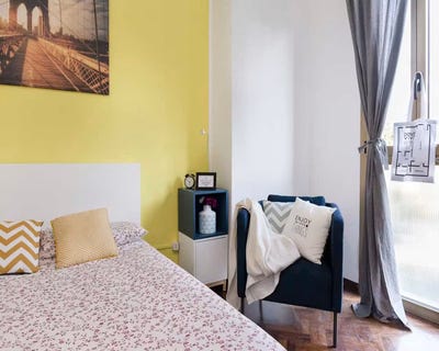 /international/it/viale-giovanni-vicini-bologna-emilia-romagna-310108244069/