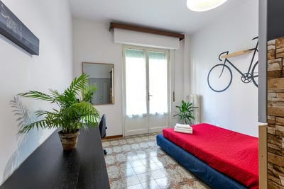/international/it/via-ermete-zacconi-florence-tuscany-310093846303/