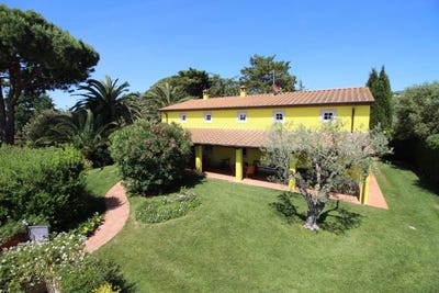 /international/it/san-vincenzo-tuscany-310105073429/