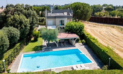 /international/it/fano-marche-310104980683/