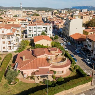 /international/it/olbia-sardinia-310108953761/?lang=it