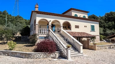 /international/it/guardea-umbria-310106780223/