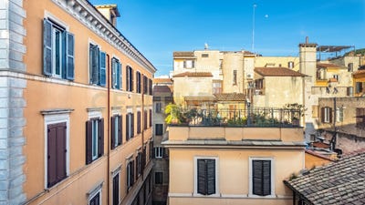 /international/it/via-della-panetteria-roma-lazio-310106709955/