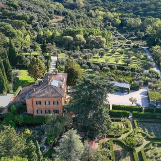 /international/it/castiglione-del-lago-umbria-310120012836/