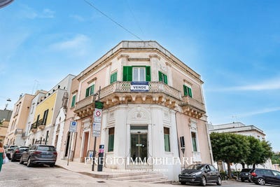 /international/it/locorotondo-apulia-310108995901/
