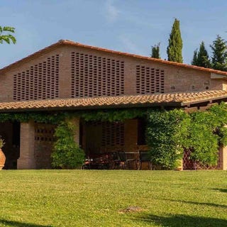 /international/it/peccioli-tuscany-310108729469/