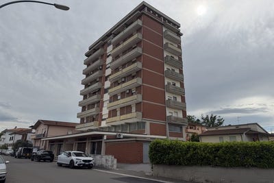 /international/it/ponsacco-tuscany-310108276241/