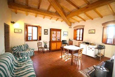/international/it/livorno-tuscany-310108322226/