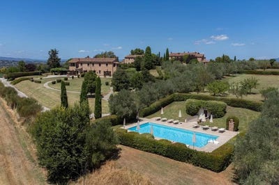 /international/it/cortona-tuscany-310110359019/