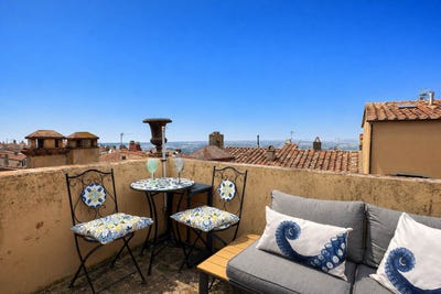 /international/it/livorno-tuscany-310108320971/