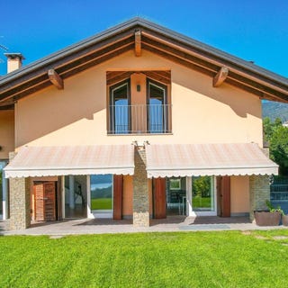 /international/it/barasso-lombardy-310108651427/