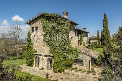 /international/it/todi-umbria-310106130001/