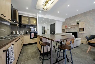 /international/it/via-ugo-de-carolis-rome-lazio-310093843092/