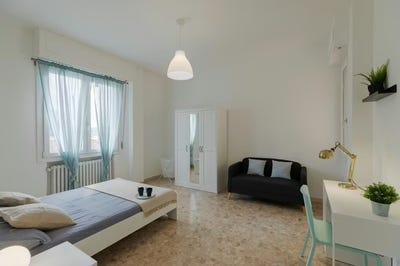 /international/it/via-francesco-baracca-florence-tuscany-310093832745/