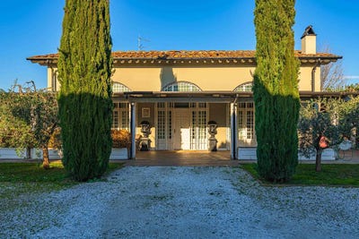 /international/it/campi-bisenzio-tuscany-310102421472/
