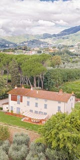 /international/it/porcari-tuscany-310101387880/?lang=en
