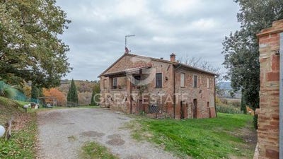 /international/it/citta-della-pieve-umbria-310100405502/