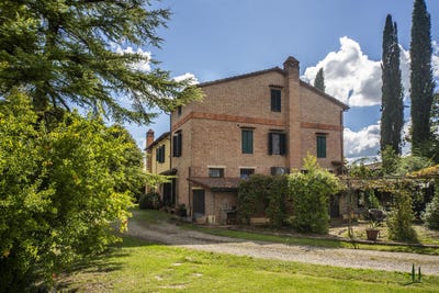 /international/it/sovicille-tuscany-120096317777/