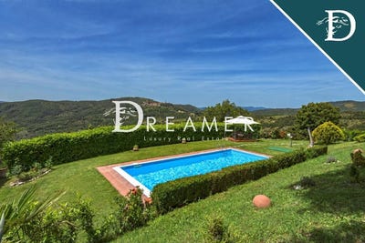/international/it/arezzo-tuscany-310108157105/