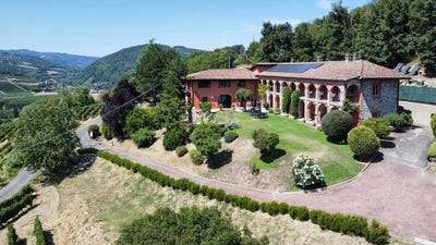 /international/it/monastero-bormida-monastero-bormida-piedmont-310103454661/