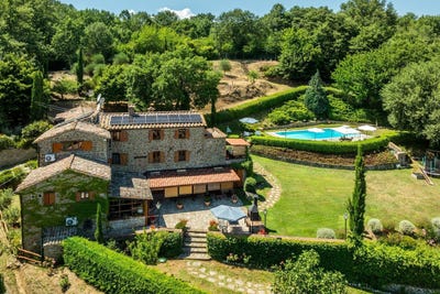 /international/it/citta-di-castello-umbria-310110290787/