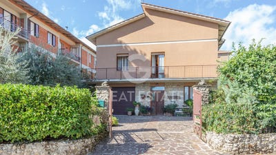 /international/it/citta-della-pieve-umbria-310105151409/