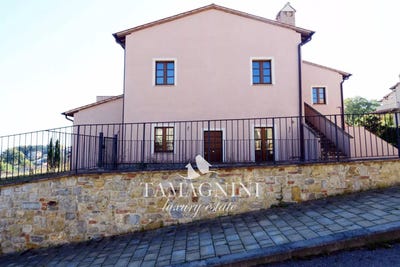 /international/it/cetona-tuscany-310100172048/