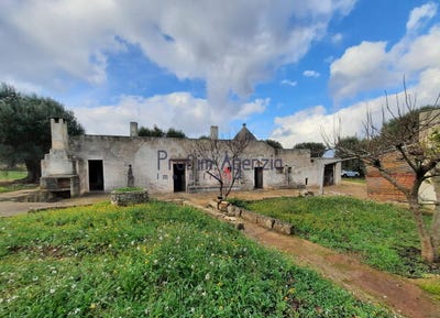/international/it/ceglie-messapica-apulia-310101375600/?lang=pt