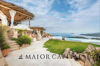 /international/it/arzachena-sardinia-310108316450/