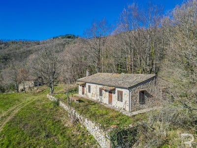 /international/it/montieri-tuscany-310105408243/