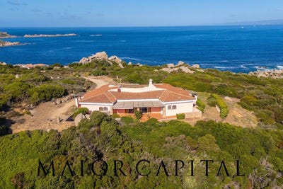 /international/it/santa-teresa-gallura-sardinia-310108316408/