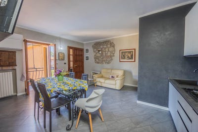 /international/it/moniga-del-garda-moniga-del-garda-lombardy-310109898462/