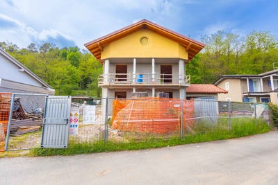 /international/it/via-masera-oleggio-castello-piedmont-310108807615/