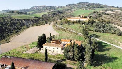 /international/it/volterra-tuscany-310107184771/
