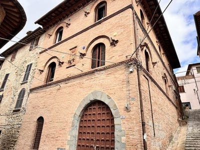 /international/it/deruta-umbria-310107864184/