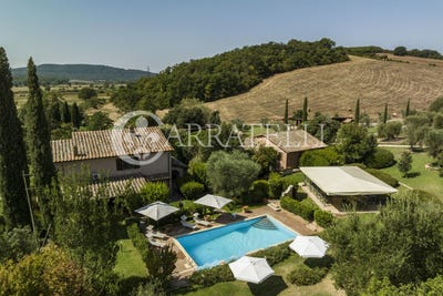 /international/it/manciano-tuscany-310104796975/