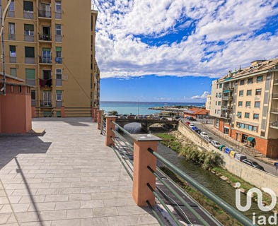 /international/it/genoa-liguria-310105104103/