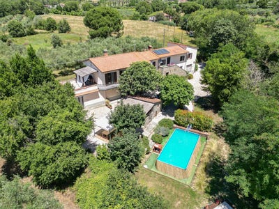 /international/it/tuoro-sul-trasimeno-umbria-310109519108/