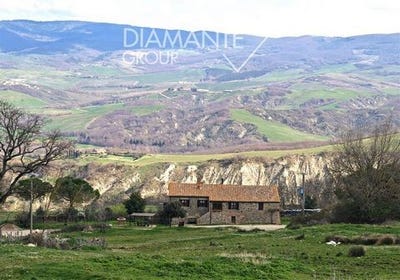 /international/it/radicofani-tuscany-310107863558/