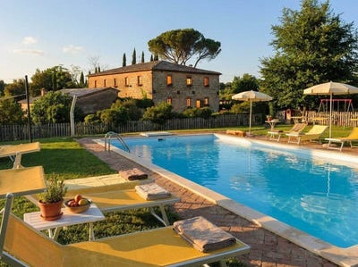 /international/it/monteroni-d-arbia-tuscany-310106781940/