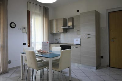 /international/it/via-robecco-cinisello-balsamo-lombardy-310097819953/