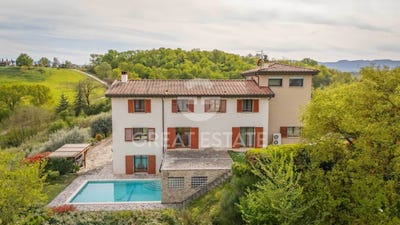 /international/it/san-giovanni-valdarno-tuscany-310107743181/