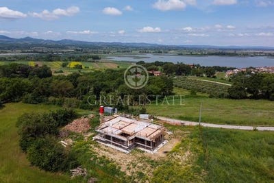 /international/it/castiglione-del-lago-umbria-120092191395/