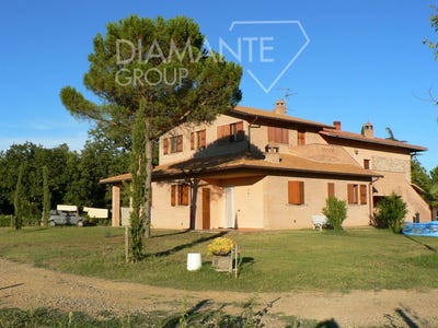 /international/it/castiglione-del-lago-umbria-310106157825/