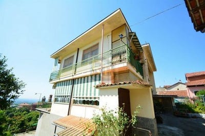/international/it/pino-d-asti-piedmont-310102249135/