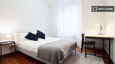 /international/it/turin-piedmont-310108563192/